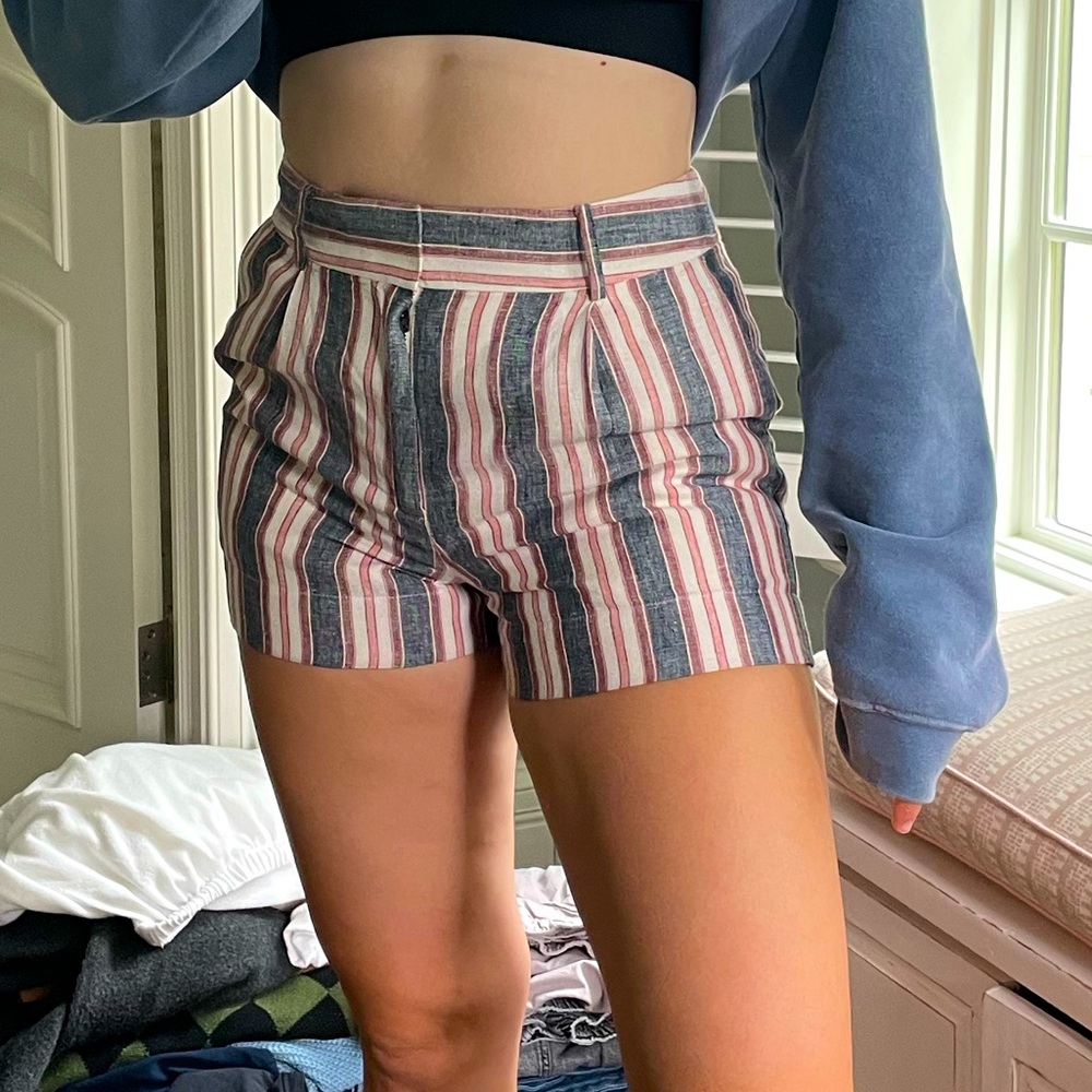 FRAME gray and pink pinstripe beach shorts